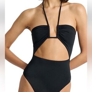 Onia Michela One Piece